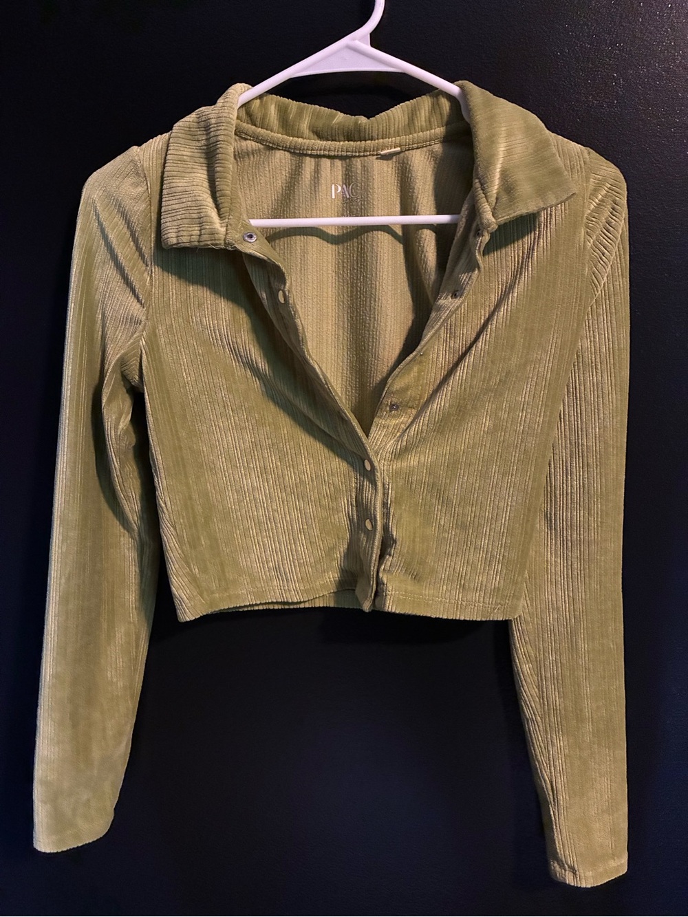 Cropped Ribbed Button-Front Top - Lime Green - Picture 2 of 2